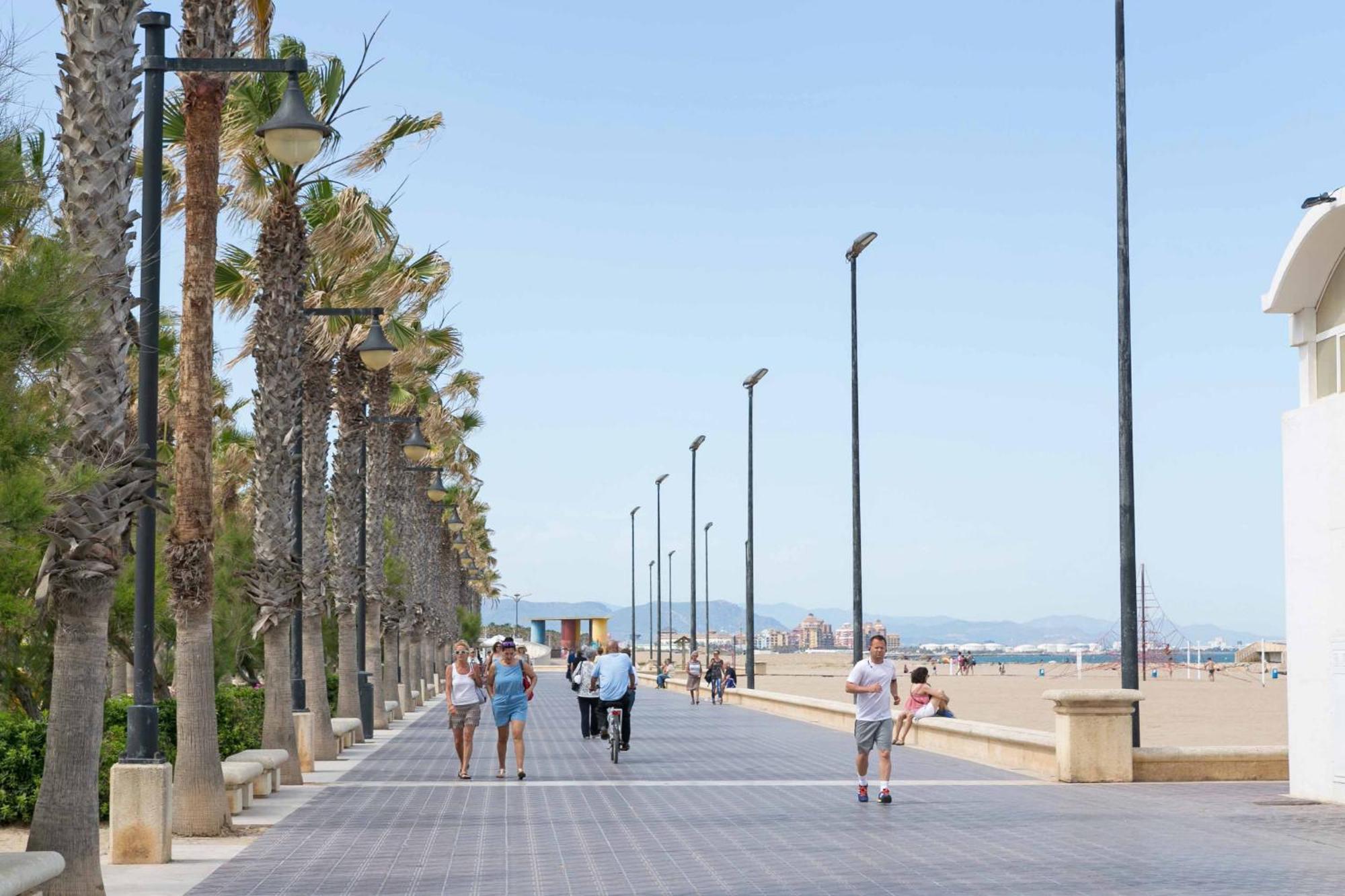 Apartup Las Arenas Beach Valencia Exterior photo