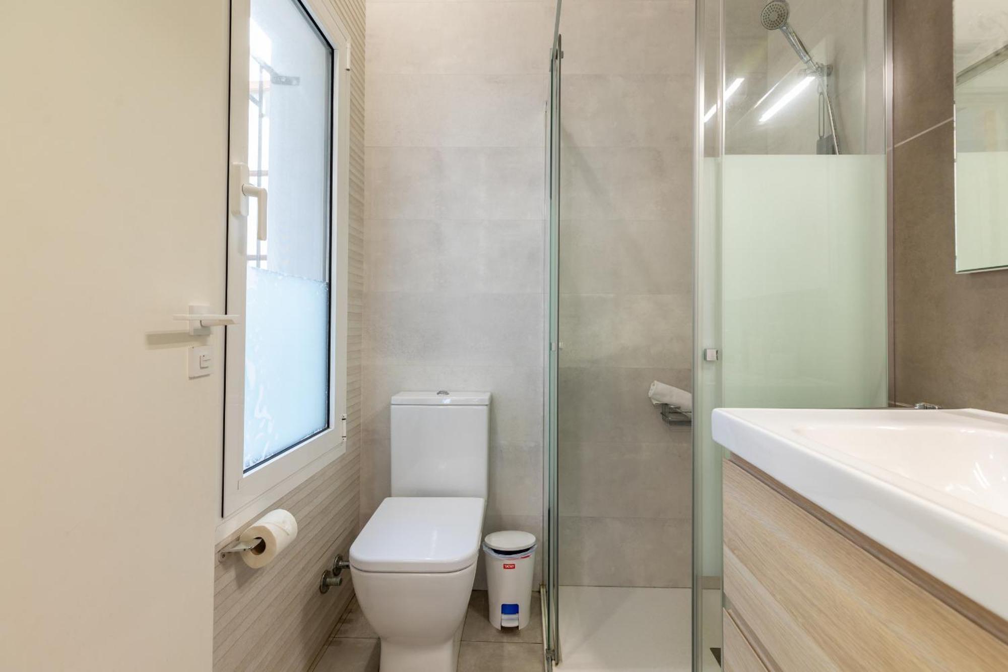 Apartup Las Arenas Beach Valencia Exterior photo